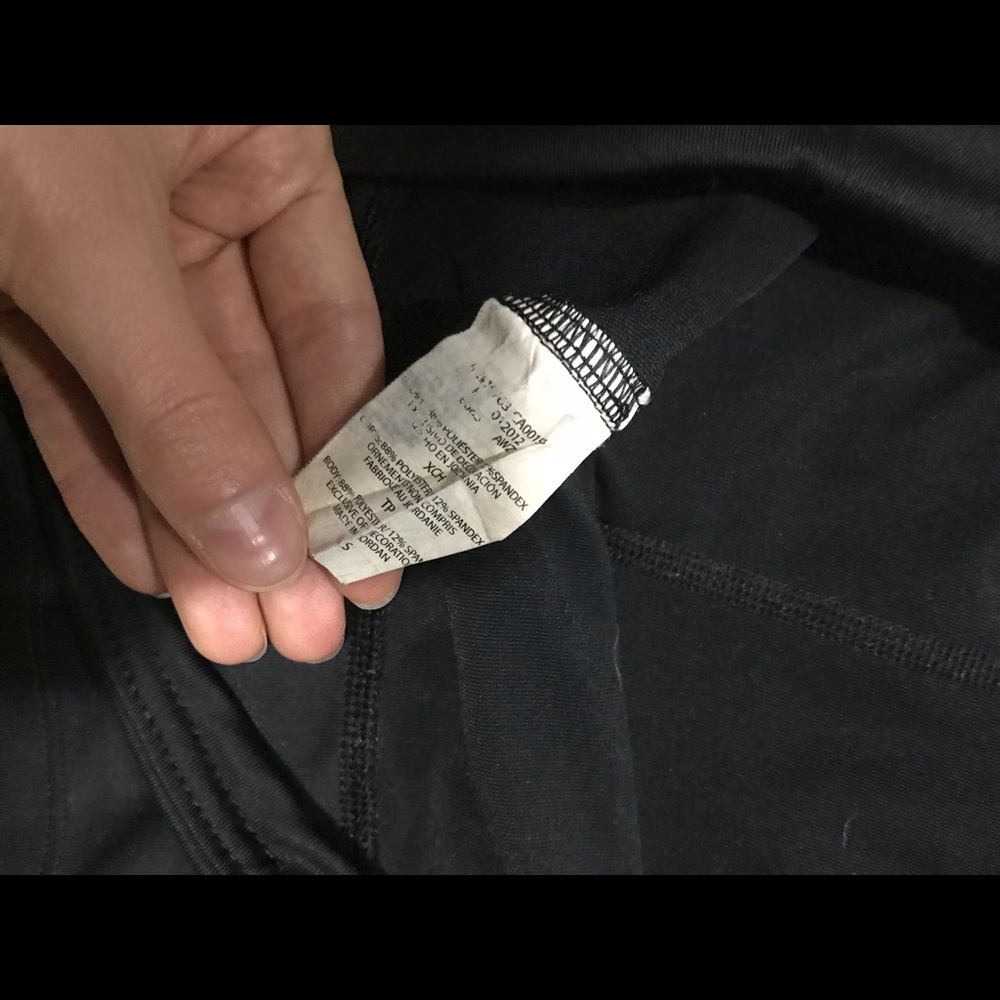Compression Shorts - Picture 3 of 4